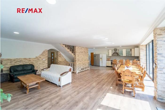 Prodej rodinného domu, Zájezd, 360 m2