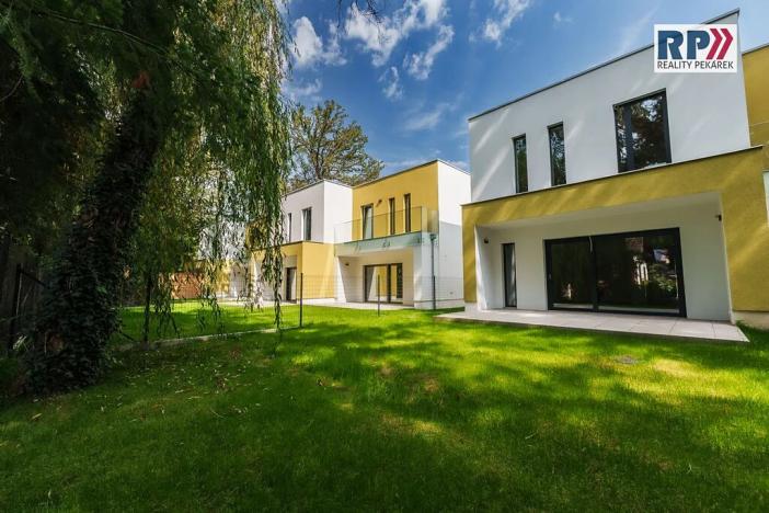 Prodej bytu 5+kk, Praha - Klánovice, U trativodu, 146 m2