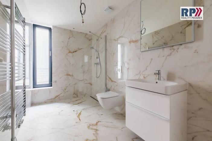 Prodej bytu 5+kk, Praha - Klánovice, U trativodu, 146 m2