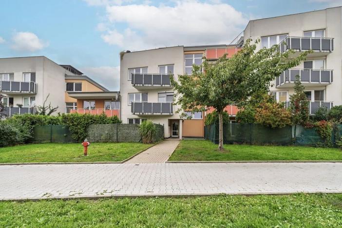 Prodej bytu 1+kk, Praha - Dolní Měcholupy, V osikách, 40 m2