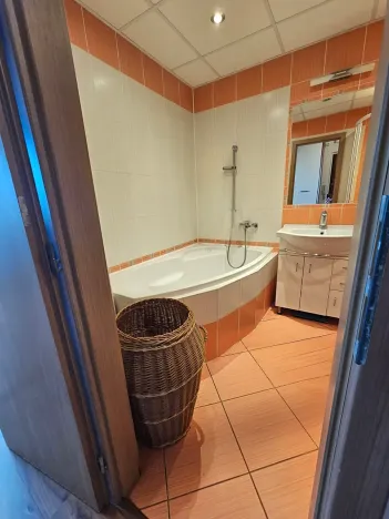 Pronájem bytu 3+1, Třebíč, Novodvorská, 70 m2