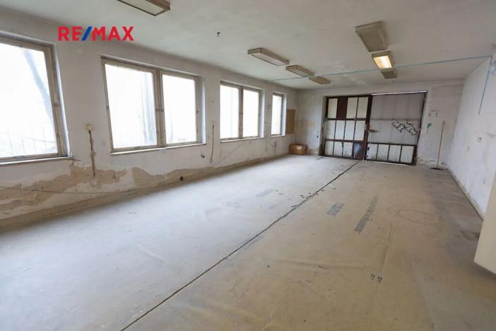 Prodej obchodního prostoru, Město Albrechtice, Míru, 1427 m2