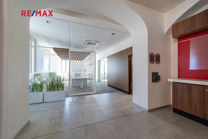 Prodej komerční nemovitosti, Králíky, 5. května, 519 m2