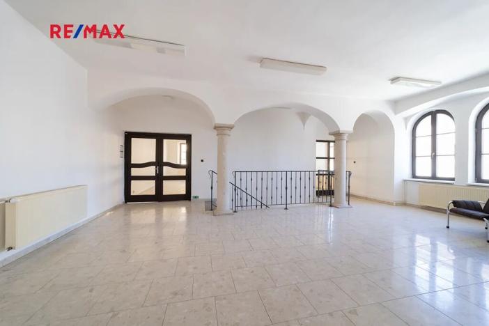 Prodej komerční nemovitosti, Králíky, 5. května, 519 m2