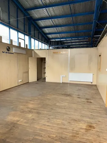 Pronájem skladu, Pardubice, Na Spravedlnosti, 574 m2