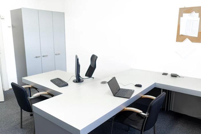 Pronájem kanceláře, Pardubice, Jana Palacha, 15 m2