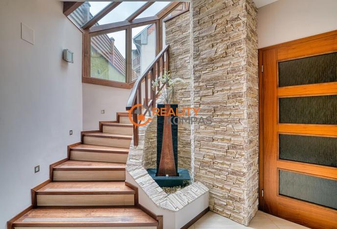 Prodej rodinného domu, Hodonín, Mírové nám., 150 m2