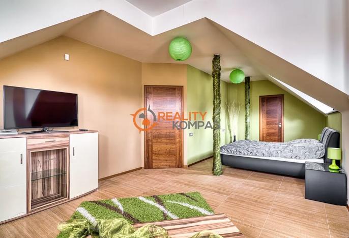 Prodej rodinného domu, Hodonín, Mírové nám., 150 m2