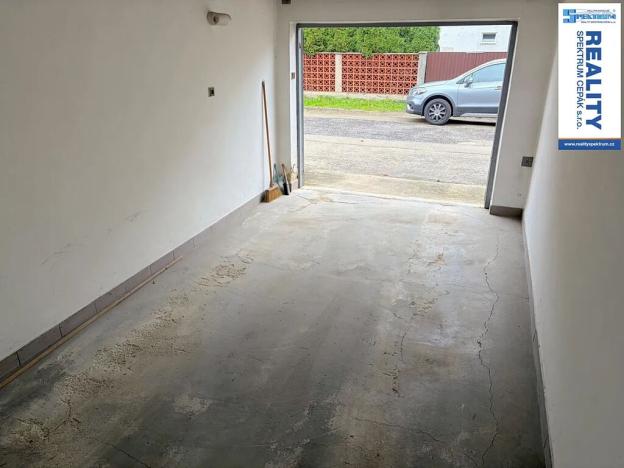 Prodej garáže, České Budějovice, tř. Čsl. legií, 18 m2