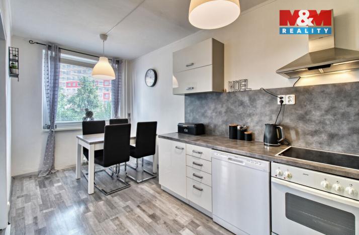 Prodej bytu 3+1, Teplice - Prosetice, Pod hvězdárnou, 74 m2