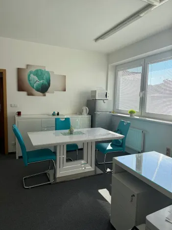 Pronájem kanceláře, Zlín, Hlavničkovo nábřeží, 29 m2