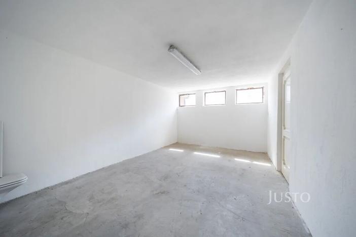 Pronájem bytu 4+1, Třeboň, Lesní, 125 m2