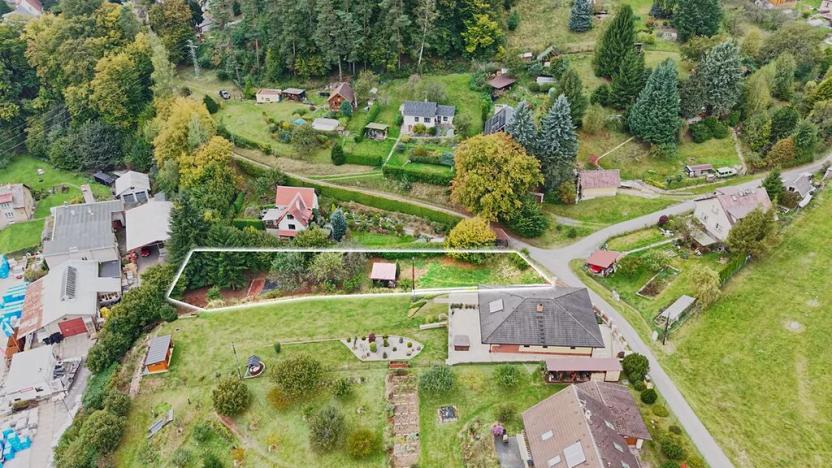 Prodej pozemku pro bydlení, Batňovice, 1045 m2