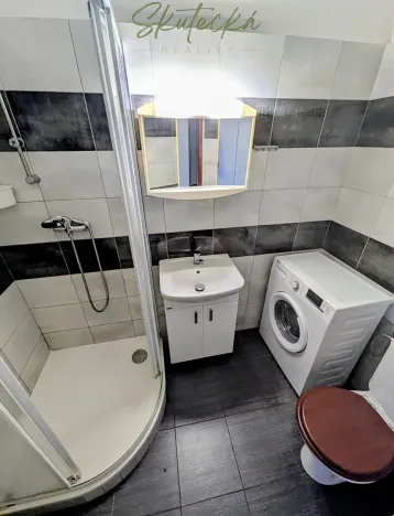 Pronájem bytu 2+1, Lužice, 53 m2