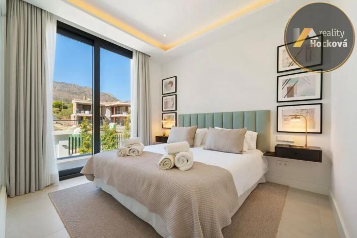 Prodej vily, Marbella, Španělsko, 611 m2