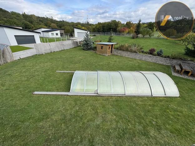 Pronájem rodinného domu, Praha - Lipence, Ke štěrkovně, 333 m2