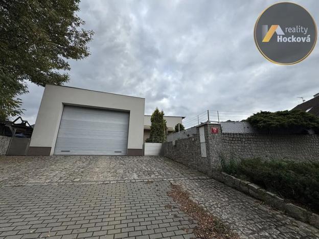 Pronájem rodinného domu, Praha - Lipence, Ke štěrkovně, 333 m2