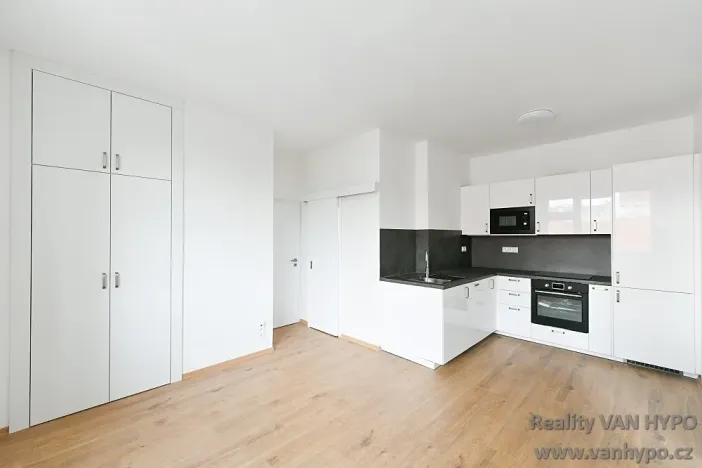 Pronájem bytu 2+kk, Praha - Vinohrady, Hollarovo náměstí, 47 m2