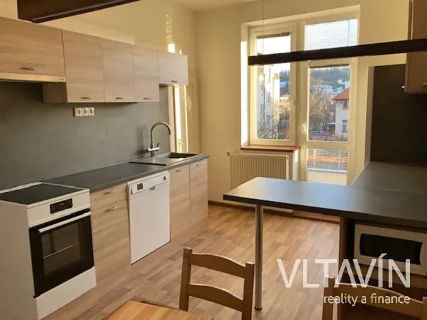 Pronájem bytu 2+1, Praha - Liboc, Braškovská, 61 m2