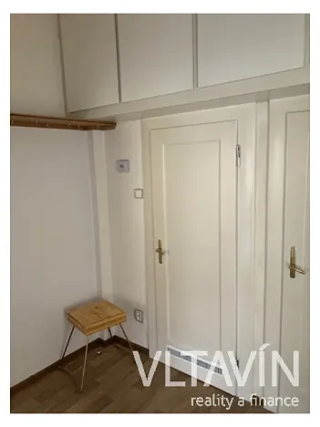 Pronájem bytu 2+1, Praha - Liboc, Braškovská, 61 m2