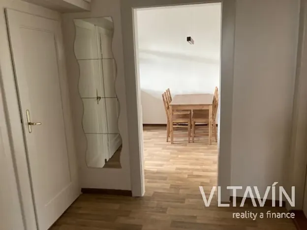 Pronájem bytu 2+1, Praha - Liboc, Braškovská, 61 m2