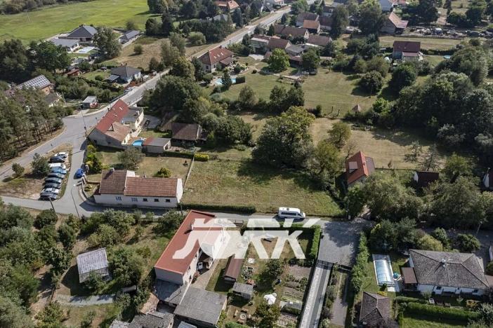 Prodej pozemku pro bydlení, Sezemice, 998 m2