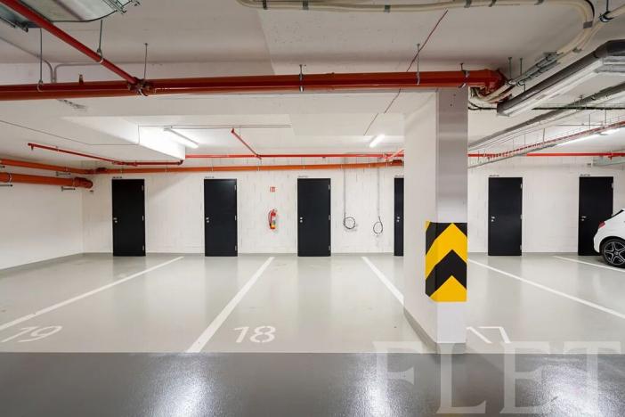 Pronájem bytu 1+kk, Praha - Bubeneč, Vítězné náměstí, 37 m2