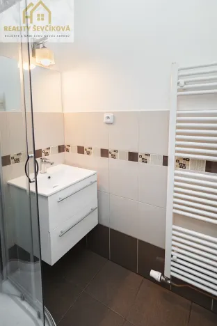 Prodej bytu 2+1, Hradec Králové, Pospíšilova, 69 m2