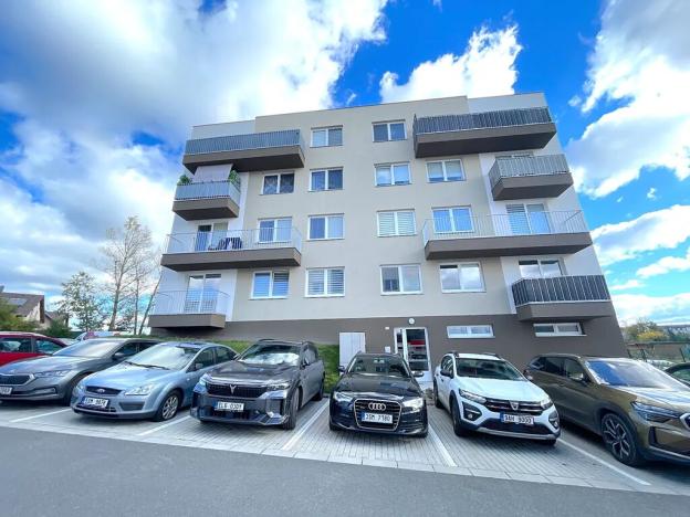 Pronájem bytu 3+kk, Milovice, Armádní, 77 m2