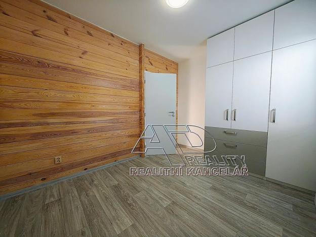 Pronájem rodinného domu, České Budějovice, 27 m2