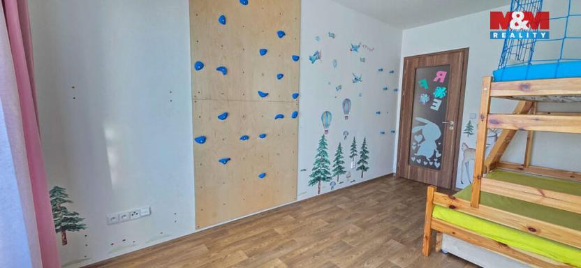 Pronájem bytu 3+kk, Chrudim - Chrudim II, Dr. Bartůňka, 79 m2