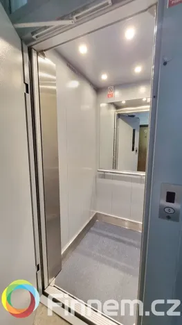 Prodej bytu 2+1, Praha - Libeň, Pod bání, 57 m2