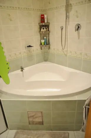 Pronájem bytu 4+1, Praha - Modřany, Petržílova, 93 m2