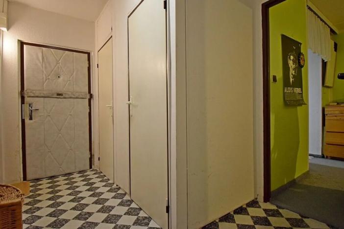 Pronájem bytu 2+kk, Praha - Háje, Steinerova, 42 m2