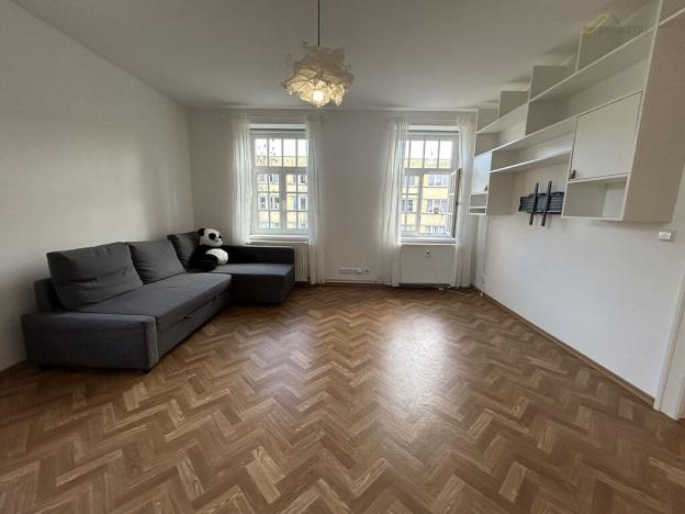 Pronájem bytu 2+1, Český Krumlov - Latrán, T. G. Masaryka, 53 m2