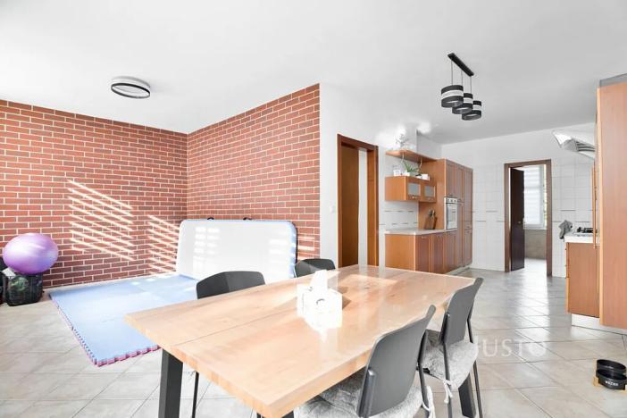 Prodej vícegeneračního domu, Ústí nad Labem, Králova výšina, 300 m2