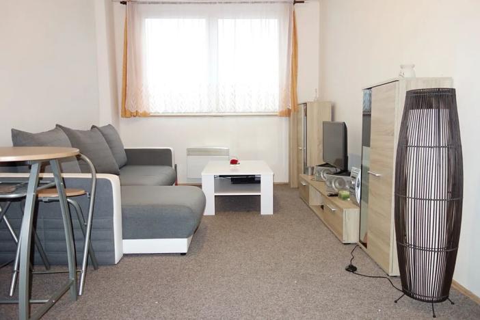 Pronájem bytu 2+kk, Mnichovo Hradiště, Černá silnice, 38 m2