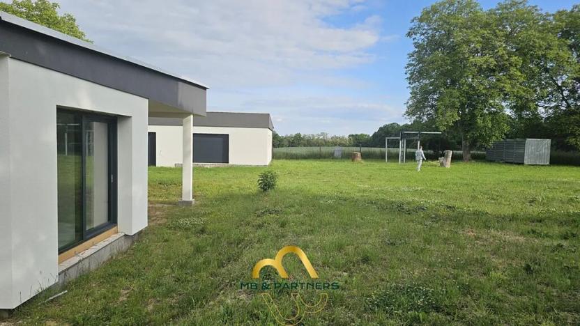 Prodej komerční nemovitosti, Doubravička, 195 m2