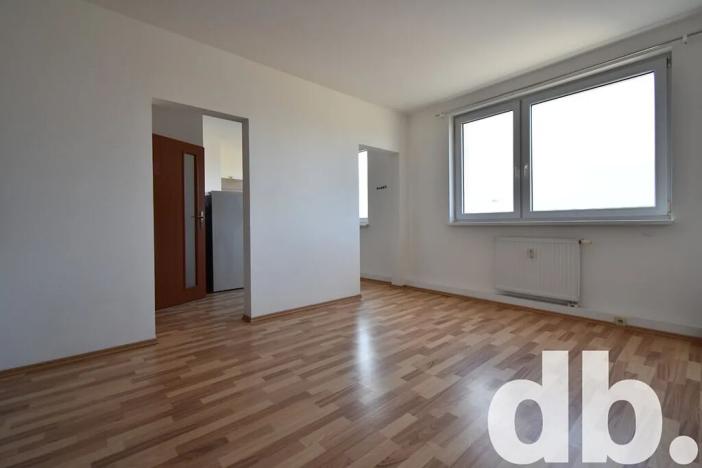 Prodej bytu 1+1, Karlovy Vary, Dubová, 32 m2