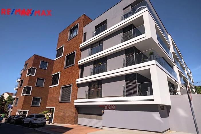 Pronájem bytu 2+kk, Praha - Libeň, Kotlaska, 59 m2