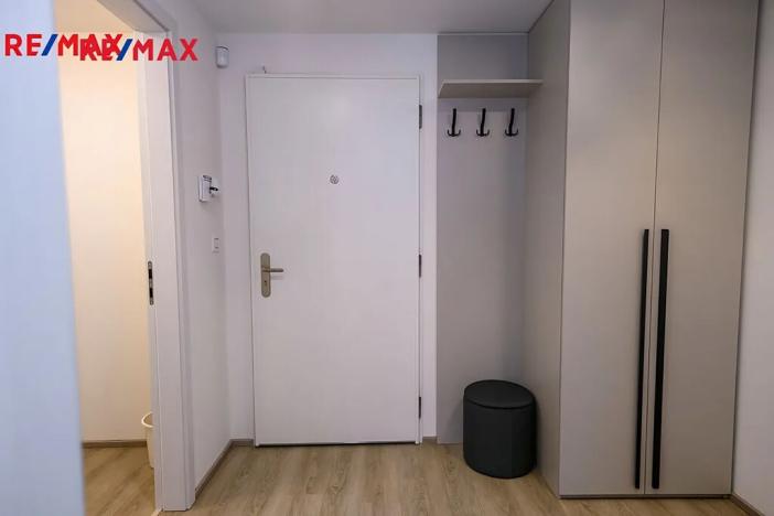 Pronájem bytu 2+kk, Praha - Libeň, Kotlaska, 59 m2