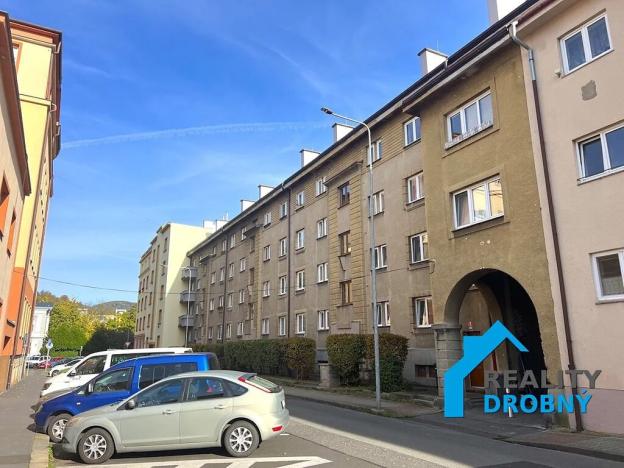 Prodej bytu 2+1, Děčín, Dobrovského, 56 m2