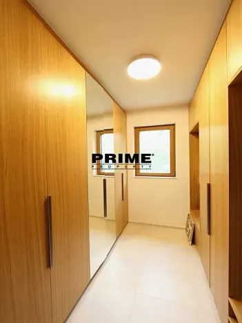 Pronájem rodinného domu, Praha - Řepy, U Lesoparku, 408 m2