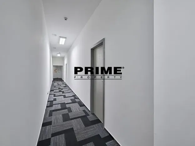 Pronájem kanceláře, Praha - Nové Město, Soukenická, 244 m2