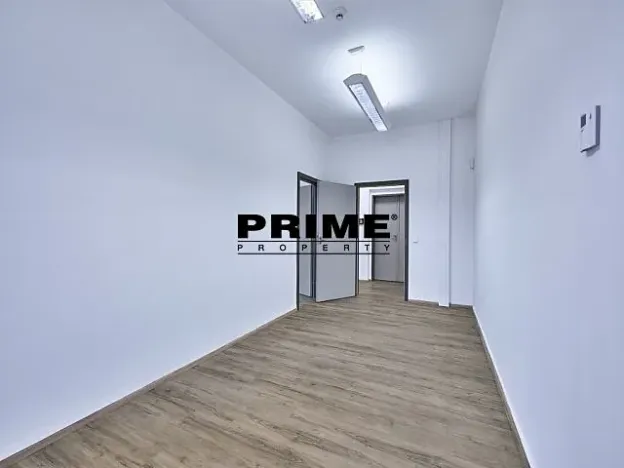 Pronájem kanceláře, Praha - Nové Město, Soukenická, 260 m2