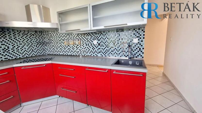 Prodej bytu 3+1, Přerov, nábř. Dr. Edvarda Beneše, 64 m2