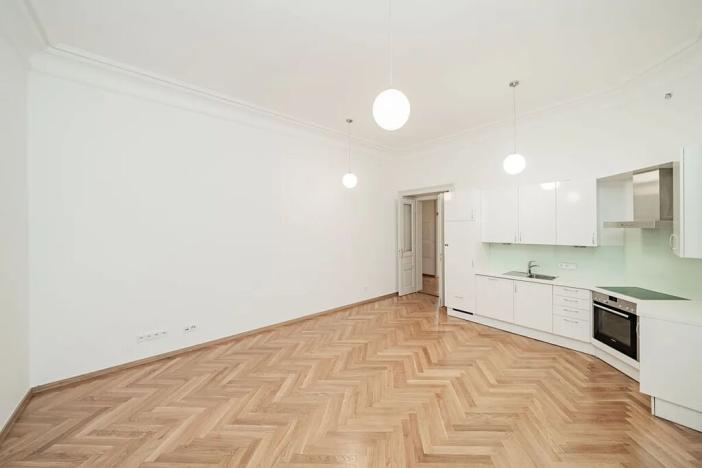 Pronájem bytu 2+kk, Praha - Vinohrady, Balbínova, 68 m2