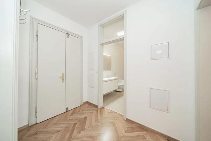 Pronájem bytu 2+kk, Praha - Vinohrady, Balbínova, 68 m2