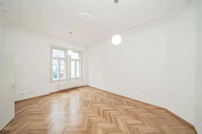 Pronájem bytu 2+kk, Praha - Vinohrady, Balbínova, 66 m2