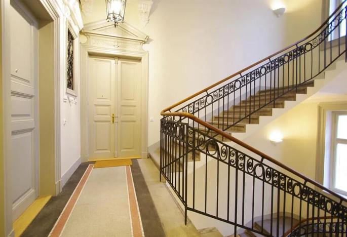 Pronájem bytu 2+1, Praha - Nové Město, Bolzanova, 92 m2